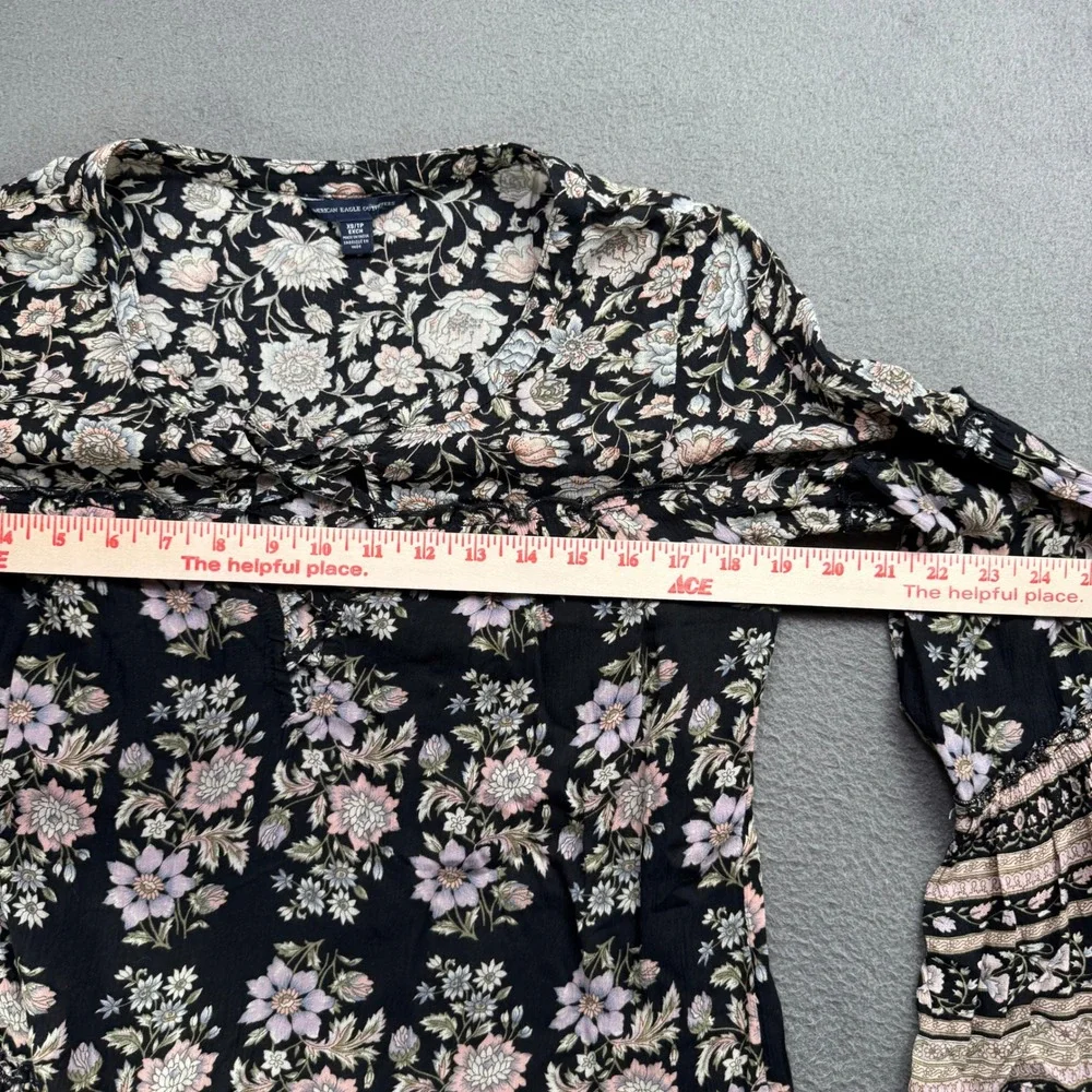 American Eagle Top Womens XS Black Floral‎ Bell Sleeve Peplum Boho Blouse Shirt